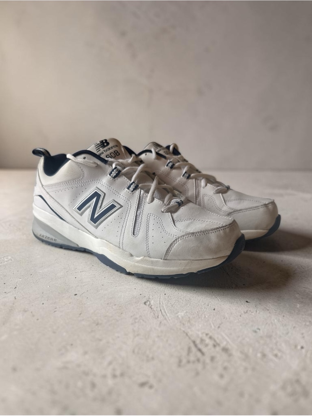 New Balance Men's White and Navy Casual Sneakers